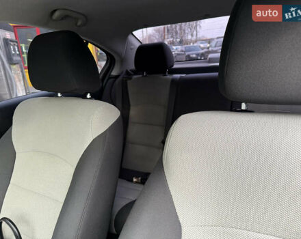 Белый Шевроле Круз, объемом двигателя 1.8 л и пробегом 195 тыс. км за 7499 $, фото 8 на Automoto.ua