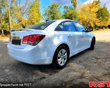 Белый Шевроле Круз, объемом двигателя 1.8 л и пробегом 237 тыс. км за 7000 $, фото 8 на Automoto.ua