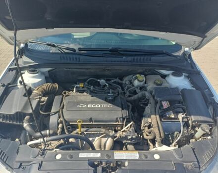 Белый Шевроле Круз, объемом двигателя 1.8 л и пробегом 110 тыс. км за 6000 $, фото 11 на Automoto.ua