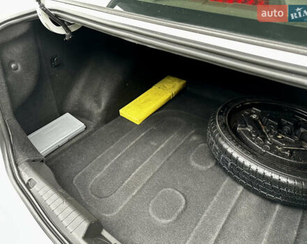 Белый Шевроле Круз, объемом двигателя 1.8 л и пробегом 160 тыс. км за 8800 $, фото 13 на Automoto.ua