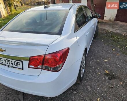 Белый Шевроле Круз, объемом двигателя 1.8 л и пробегом 237 тыс. км за 7400 $, фото 4 на Automoto.ua
