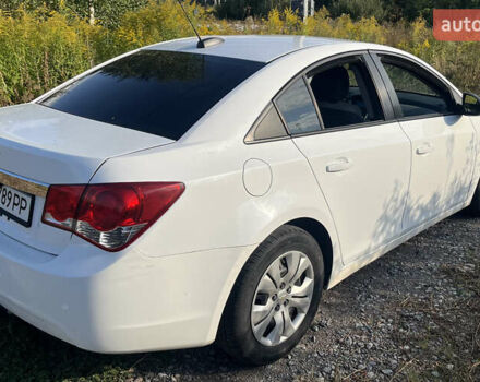 Белый Шевроле Круз, объемом двигателя 1.8 л и пробегом 267 тыс. км за 6790 $, фото 11 на Automoto.ua