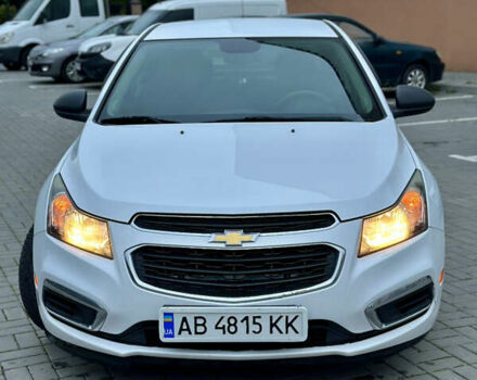 Белый Шевроле Круз, объемом двигателя 1.8 л и пробегом 160 тыс. км за 8800 $, фото 1 на Automoto.ua