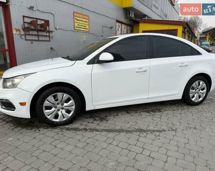 Белый Шевроле Круз, объемом двигателя 1.8 л и пробегом 195 тыс. км за 7499 $, фото 6 на Automoto.ua