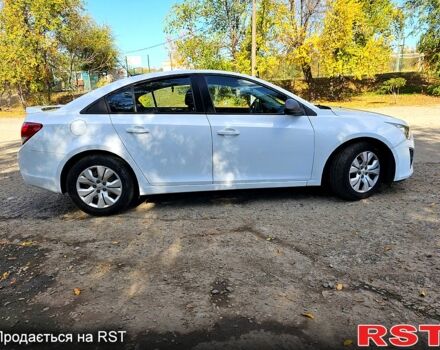 Белый Шевроле Круз, объемом двигателя 1.8 л и пробегом 237 тыс. км за 7000 $, фото 1 на Automoto.ua