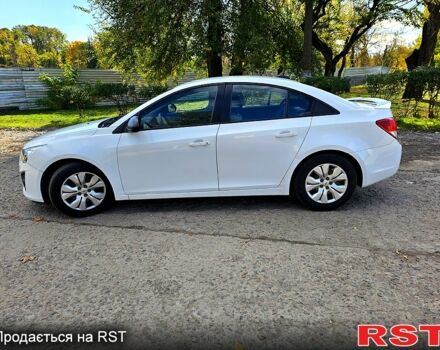 Белый Шевроле Круз, объемом двигателя 1.8 л и пробегом 237 тыс. км за 7000 $, фото 2 на Automoto.ua