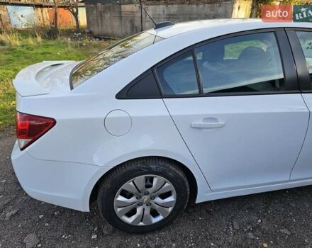 Белый Шевроле Круз, объемом двигателя 1.8 л и пробегом 237 тыс. км за 7400 $, фото 10 на Automoto.ua