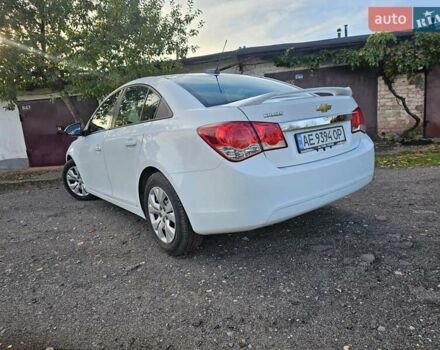 Белый Шевроле Круз, объемом двигателя 1.8 л и пробегом 237 тыс. км за 7400 $, фото 17 на Automoto.ua