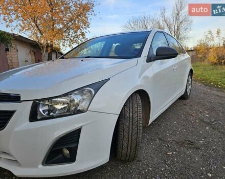 Белый Шевроле Круз, объемом двигателя 1.8 л и пробегом 237 тыс. км за 7400 $, фото 31 на Automoto.ua