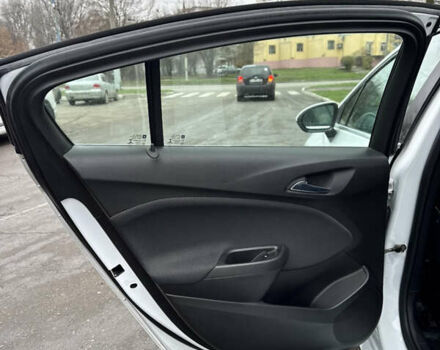 Белый Шевроле Круз, объемом двигателя 1.4 л и пробегом 123 тыс. км за 11000 $, фото 8 на Automoto.ua