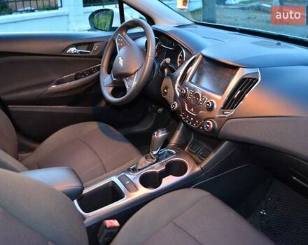 Белый Шевроле Круз, объемом двигателя 1.4 л и пробегом 85 тыс. км за 8500 $, фото 12 на Automoto.ua