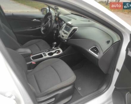 Белый Шевроле Круз, объемом двигателя 1.4 л и пробегом 88 тыс. км за 10500 $, фото 5 на Automoto.ua