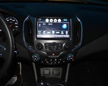 Белый Шевроле Круз, объемом двигателя 1.4 л и пробегом 85 тыс. км за 8400 $, фото 7 на Automoto.ua