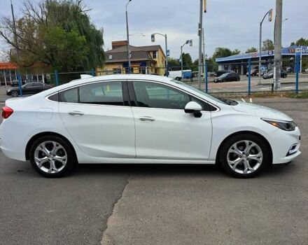 Белый Шевроле Круз, объемом двигателя 1.4 л и пробегом 188 тыс. км за 11000 $, фото 1 на Automoto.ua