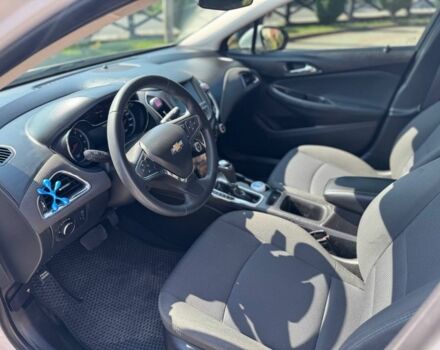 Белый Шевроле Круз, объемом двигателя 1.4 л и пробегом 196 тыс. км за 8500 $, фото 9 на Automoto.ua