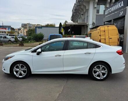 Белый Шевроле Круз, объемом двигателя 1.4 л и пробегом 188 тыс. км за 11000 $, фото 5 на Automoto.ua