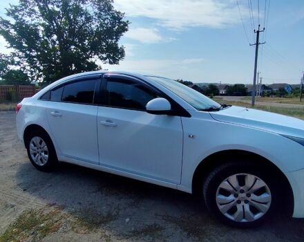 Шевроле Круз 2016 в Белой Церкве на Automoto.ua Белый Шевроле Круз, объемом двигателя 1.8 л и пробегом 165 тыс. км за 6100 $, фото 3 на Automoto.ua