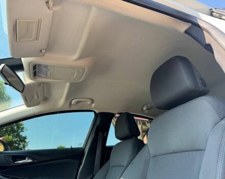 Белый Шевроле Круз, объемом двигателя 1.4 л и пробегом 196 тыс. км за 8500 $, фото 12 на Automoto.ua