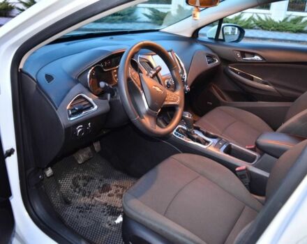 Белый Шевроле Круз, объемом двигателя 1.4 л и пробегом 85 тыс. км за 8400 $, фото 6 на Automoto.ua