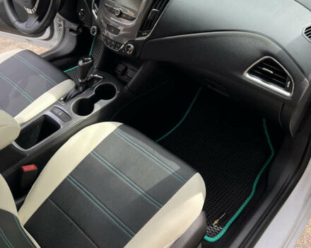 Белый Шевроле Круз, объемом двигателя 1.4 л и пробегом 101 тыс. км за 13200 $, фото 13 на Automoto.ua