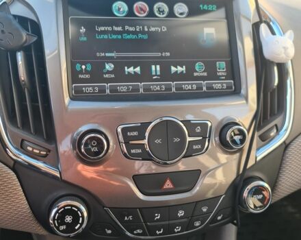 Белый Шевроле Круз, объемом двигателя 1.4 л и пробегом 55 тыс. км за 10500 $, фото 3 на Automoto.ua