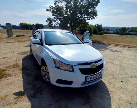 Шевроле Круз 2016 в Белой Церкве на Automoto.ua Белый Шевроле Круз, объемом двигателя 1.8 л и пробегом 165 тыс. км за 6100 $, фото 2 на Automoto.ua