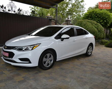 Білий Шевроле Круз, об'ємом двигуна 1.4 л та пробігом 29 тис. км за 11900 $, фото 3 на Automoto.ua