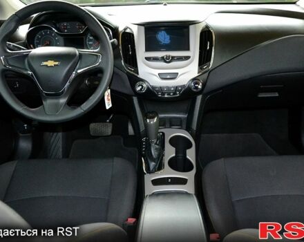 Белый Шевроле Круз, объемом двигателя 1.4 л и пробегом 30 тыс. км за 11200 $, фото 2 на Automoto.ua