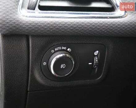 Білий Шевроле Круз, об'ємом двигуна 1.4 л та пробігом 79 тис. км за 12000 $, фото 21 на Automoto.ua