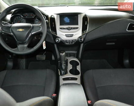 Білий Шевроле Круз, об'ємом двигуна 1.4 л та пробігом 29 тис. км за 11900 $, фото 26 на Automoto.ua