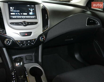 Білий Шевроле Круз, об'ємом двигуна 1.4 л та пробігом 29 тис. км за 11900 $, фото 13 на Automoto.ua