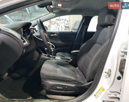 Белый Шевроле Круз, объемом двигателя 1.5 л и пробегом 71 тыс. км за 2700 $, фото 6 на Automoto.ua