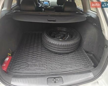 Белый Шевроле Круз, объемом двигателя 1.8 л и пробегом 196 тыс. км за 7499 $, фото 19 на Automoto.ua