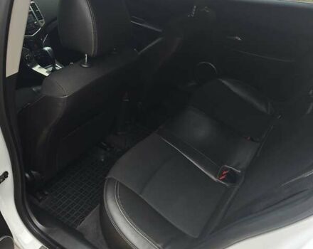 Белый Шевроле Круз, объемом двигателя 1.8 л и пробегом 195 тыс. км за 7800 $, фото 12 на Automoto.ua