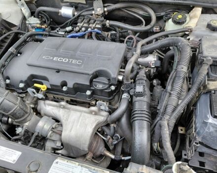 Белый Шевроле Круз, объемом двигателя 1.4 л и пробегом 186 тыс. км за 6500 $, фото 6 на Automoto.ua