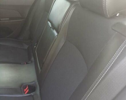 Белый Шевроле Круз, объемом двигателя 2 л и пробегом 197 тыс. км за 8200 $, фото 16 на Automoto.ua