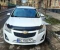 Белый Шевроле Круз, объемом двигателя 1.69 л и пробегом 300 тыс. км за 7000 $, фото 1 на Automoto.ua