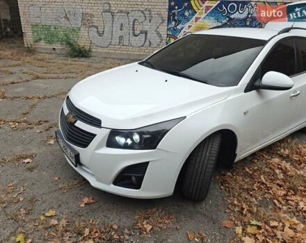 Белый Шевроле Круз, объемом двигателя 1.8 л и пробегом 195 тыс. км за 7800 $, фото 21 на Automoto.ua