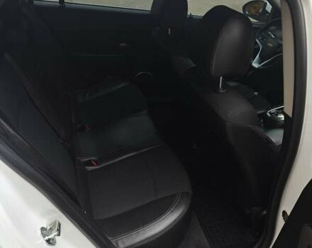 Белый Шевроле Круз, объемом двигателя 1.8 л и пробегом 196 тыс. км за 7499 $, фото 9 на Automoto.ua