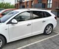 Білий Шевроле Круз, об'ємом двигуна 2 л та пробігом 190 тис. км за 7200 $, фото 3 на Automoto.ua