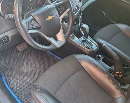 Белый Шевроле Круз, объемом двигателя 1.8 л и пробегом 35 тыс. км за 10500 $, фото 30 на Automoto.ua