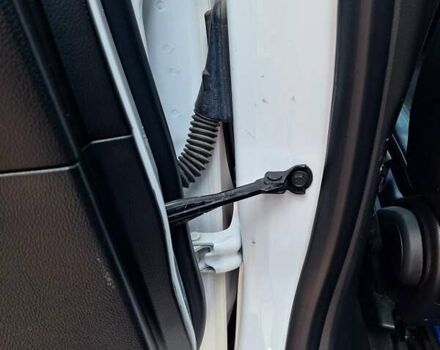 Белый Шевроле Круз, объемом двигателя 1.8 л и пробегом 35 тыс. км за 10500 $, фото 26 на Automoto.ua