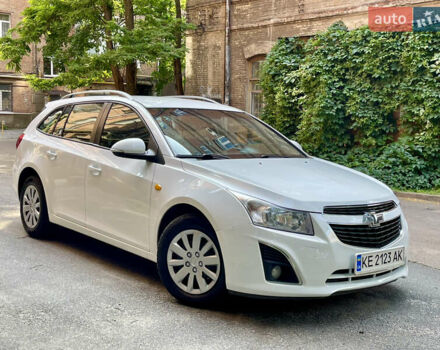 Білий Шевроле Круз, об'ємом двигуна 2 л та пробігом 220 тис. км за 8200 $, фото 3 на Automoto.ua