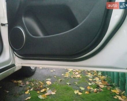 Білий Шевроле Круз, об'ємом двигуна 1.4 л та пробігом 115 тис. км за 7400 $, фото 22 на Automoto.ua