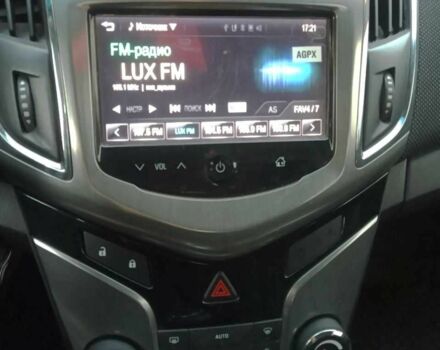 Белый Шевроле Круз, объемом двигателя 1.4 л и пробегом 114 тыс. км за 7500 $, фото 3 на Automoto.ua