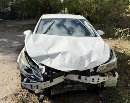 Белый Шевроле Круз, объемом двигателя 1.4 л и пробегом 157 тыс. км за 5000 $, фото 1 на Automoto.ua