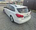 Белый Шевроле Круз, объемом двигателя 1.4 л и пробегом 158 тыс. км за 7500 $, фото 4 на Automoto.ua