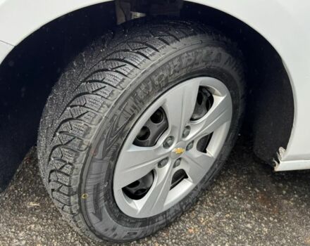 Белый Шевроле Круз, объемом двигателя 1.4 л и пробегом 145 тыс. км за 8900 $, фото 23 на Automoto.ua