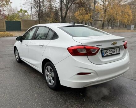 Белый Шевроле Круз, объемом двигателя 1.4 л и пробегом 145 тыс. км за 8900 $, фото 4 на Automoto.ua