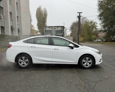 Белый Шевроле Круз, объемом двигателя 1.4 л и пробегом 145 тыс. км за 8900 $, фото 1 на Automoto.ua